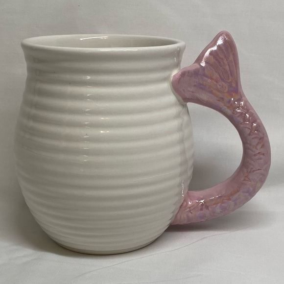 Whimsical Cupboard‎ | Metallic Pink & White Mermaid Tail Coffee Mug | - Picture 1 of 4